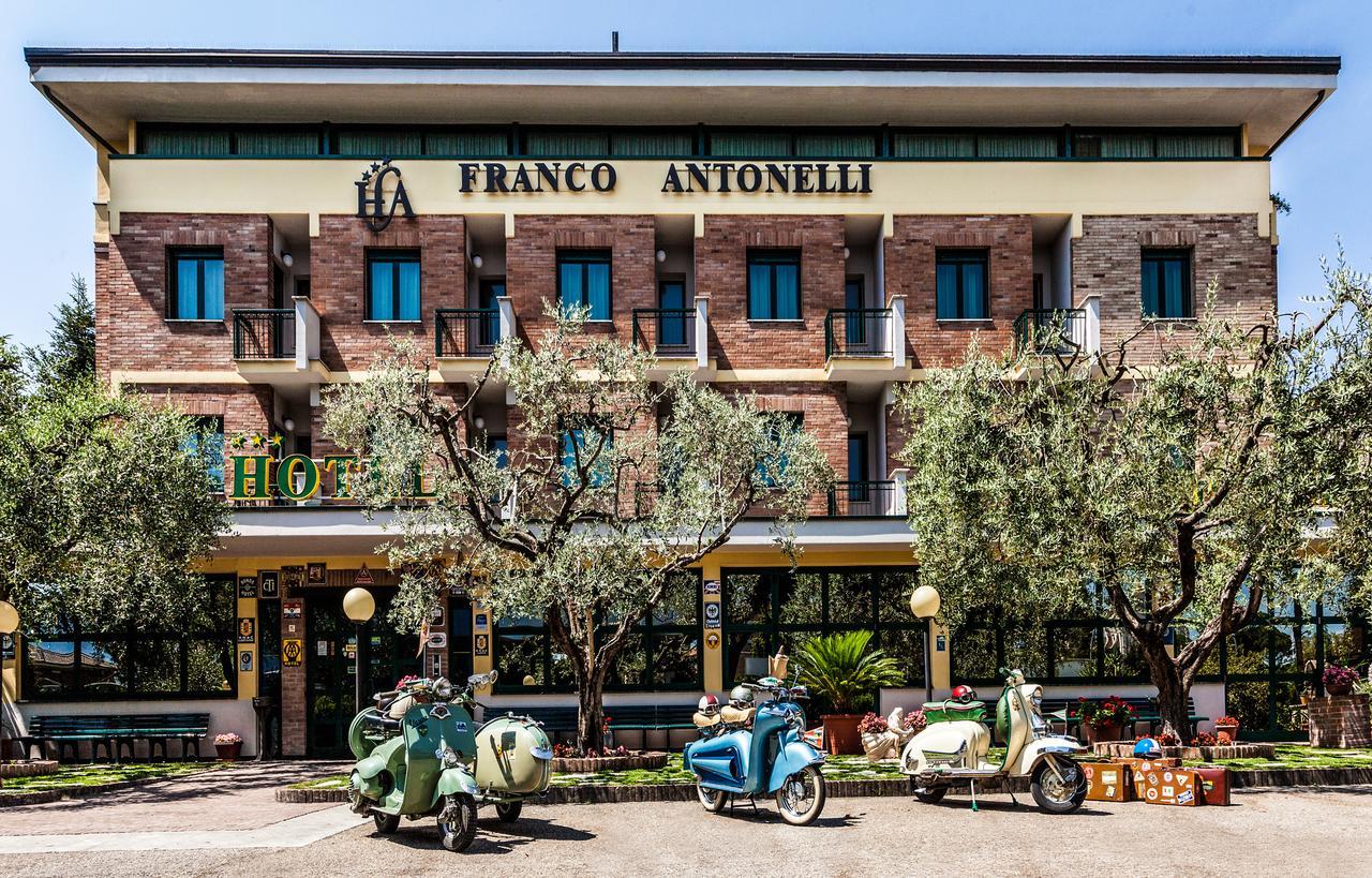 Hotel Franco Antonelli Assisi Buitenkant foto